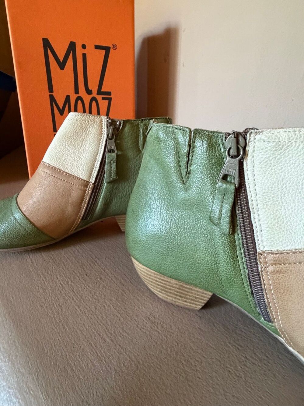 New with box Miz Mooz Celeste colorblock leather peep toe ankle booties - Picture 8 of 8